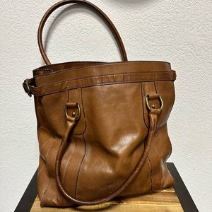 Banana Republic distressed leather tote